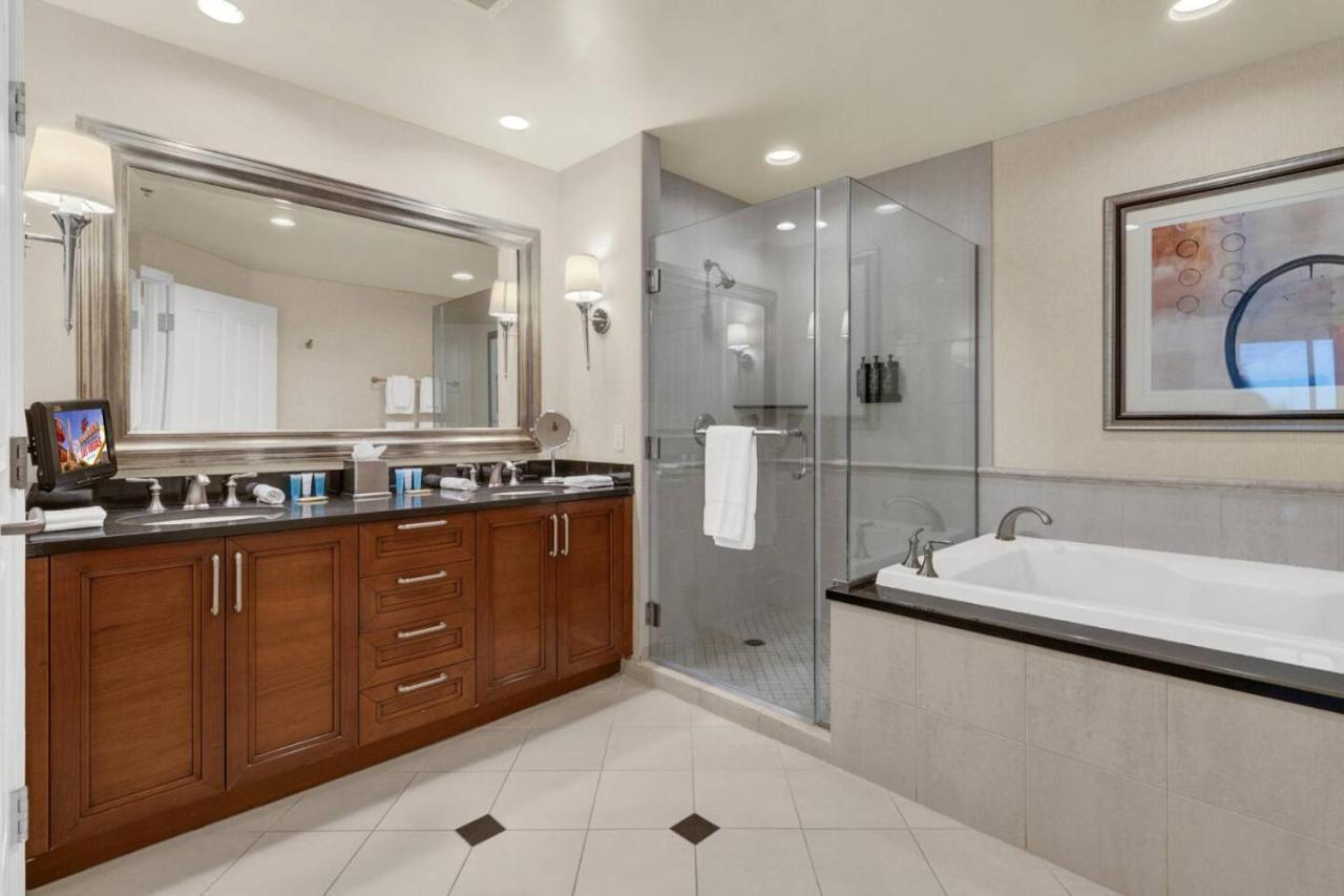 Luxury Mgm Studio With Pool Gym And Jacuzzi Bathtub Las Vegas Exterior photo