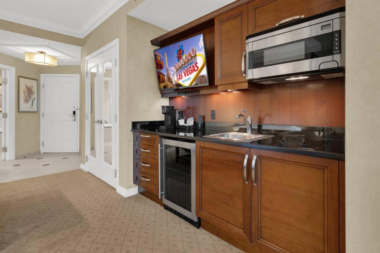 Luxury Mgm Studio With Pool Gym And Jacuzzi Bathtub Las Vegas Exterior photo