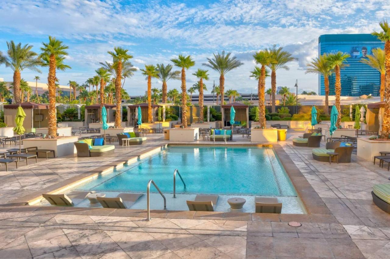 Luxury Mgm Studio With Pool Gym And Jacuzzi Bathtub Las Vegas Exterior photo